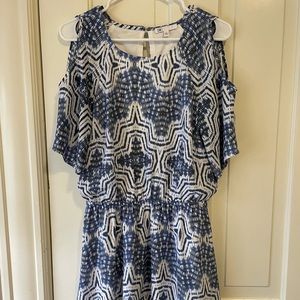 DR2 Open Shoulder Dress Medium